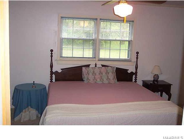 2nd image of 2235 Wentworth Dr