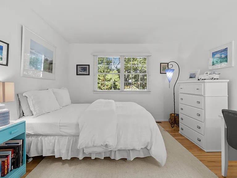 210 Treescape Dr — Photo 18