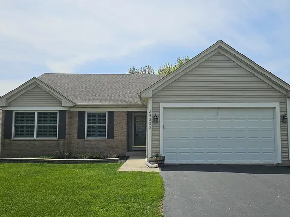 24305 W Whispering Trails Dr, Plainfield, IL 60585
