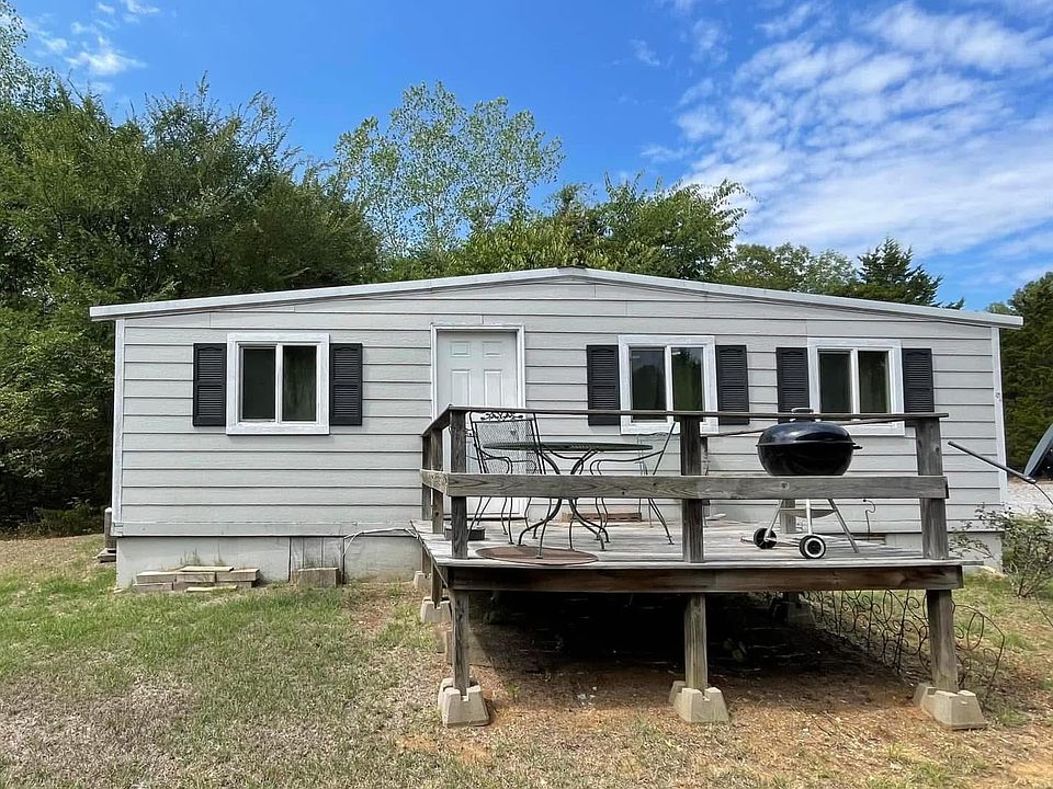 1st image of 4722 Primrose Ln #B
