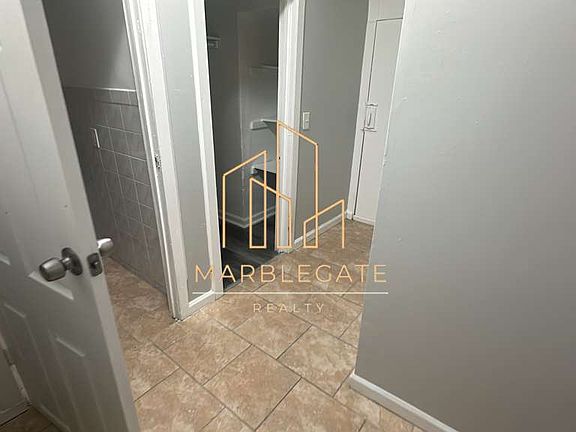 4th image of 410A Union Ave #B