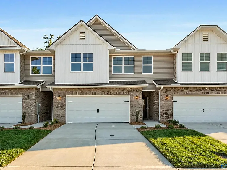1755 Stampede Cir SE — Photo 14