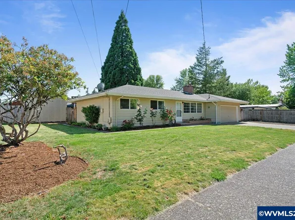 1130 SW Wanetah Way, McMinnville, OR 97128