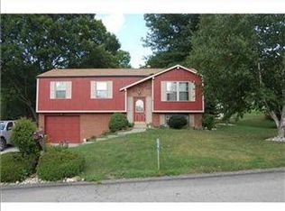 12 Hillcrest Dr, Harrison City, PA 15636