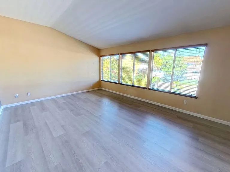 37978 Spur Dr — Photo 14