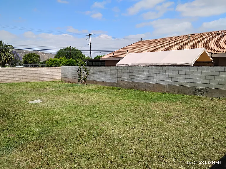 22122 Van Buren St — Photo 19