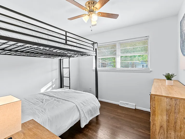 813 Riderwood Dr — Photo 27