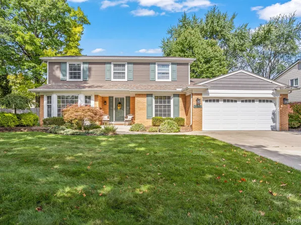 36308 Hammer Ln, Livonia, MI 48152