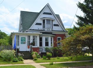 1907 61st St, Kenosha, WI 53143