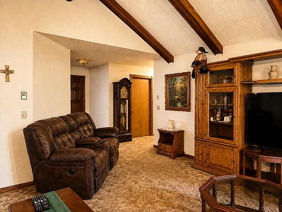 5th image of 24762 King Arthur Drive