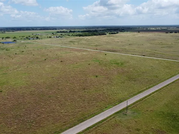 103AC Hiller Rd, Inez, TX 77968