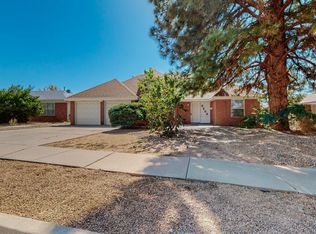 9204 Crestwood Ave NE, Albuquerque, NM 87112