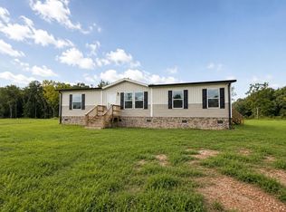 1160 Perigrine Cir, Manning, SC 29102