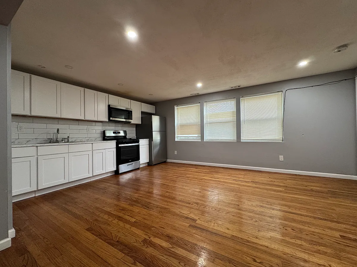Building Photo - 75 Hillside Ave #B-1