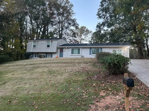 108 Colony Dr, Morganton, NC 28655