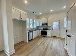 628 W Price Ave #B, Springdale, AR 72764