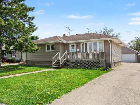 3018 Lincoln St, Highland, IN 46322