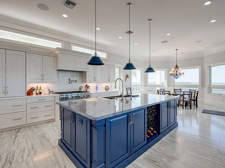 528 Bay Shore Dr — Photo 9