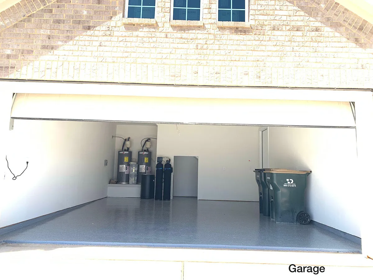 Building Photo - 1012 Bear Track Loop