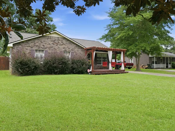 116 Ocarroll St, Moncks Corner, SC 29461