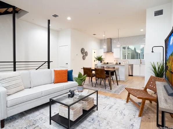 203 Paschal St #105 #105, San Antonio, TX 78212