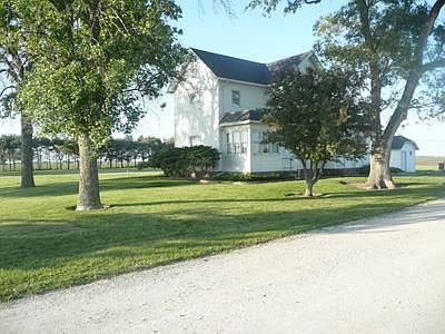 2nd image of 1856 Oasis Ave