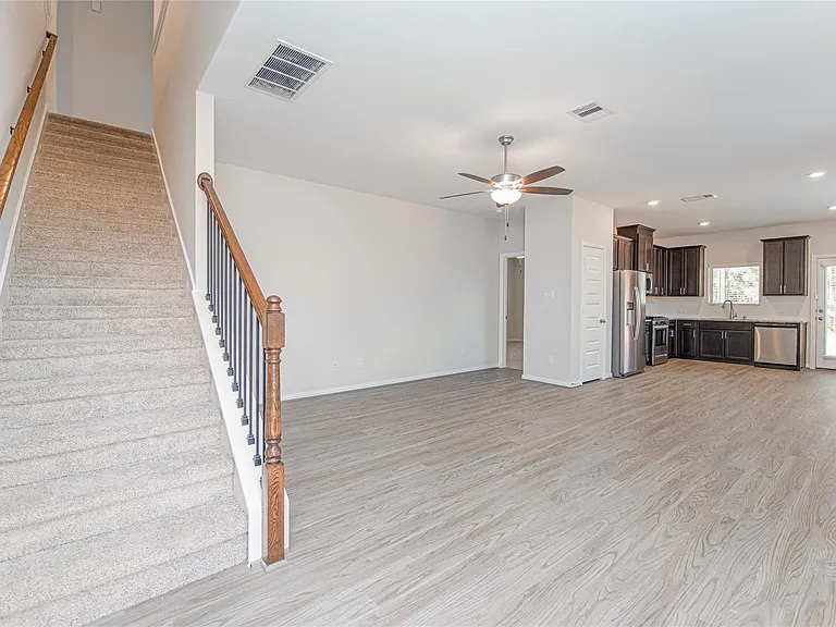 107 Silver Sky Ct — Photo 5