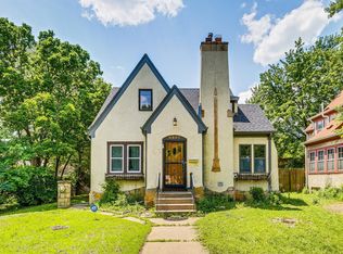 3807 Hubbard Ave N, Robbinsdale, MN 55422