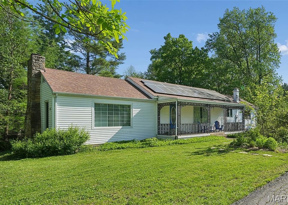 1st image of 232 Old Ballwin Rd