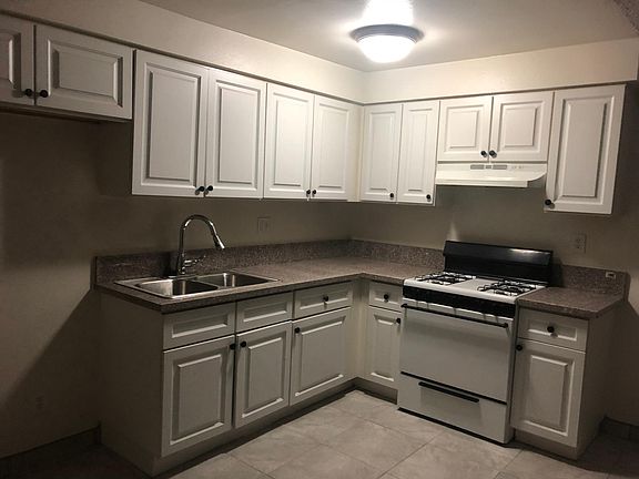 2nd image of 6859 Laurel Canyon Blvd APT 106