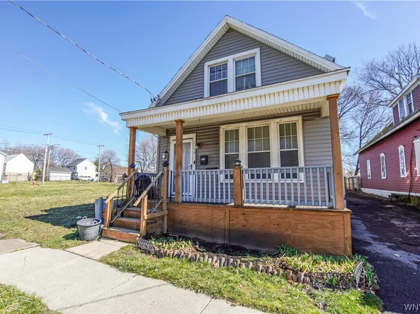39 Peach St, Buffalo, NY 14204