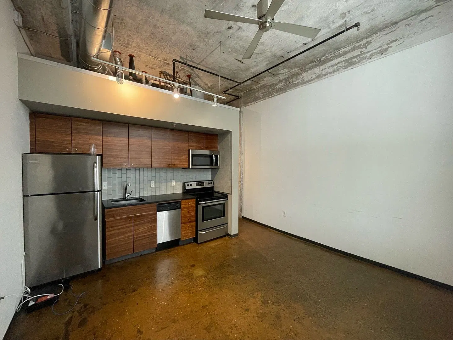 Southland Wine Lofts — Photo 3