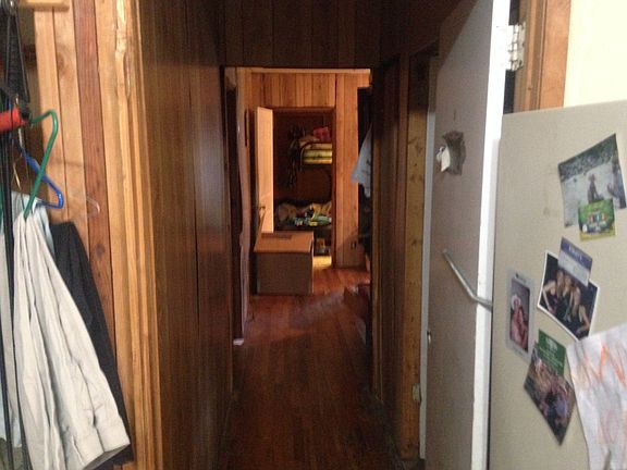 3rd image of 802 Lakewood Dr