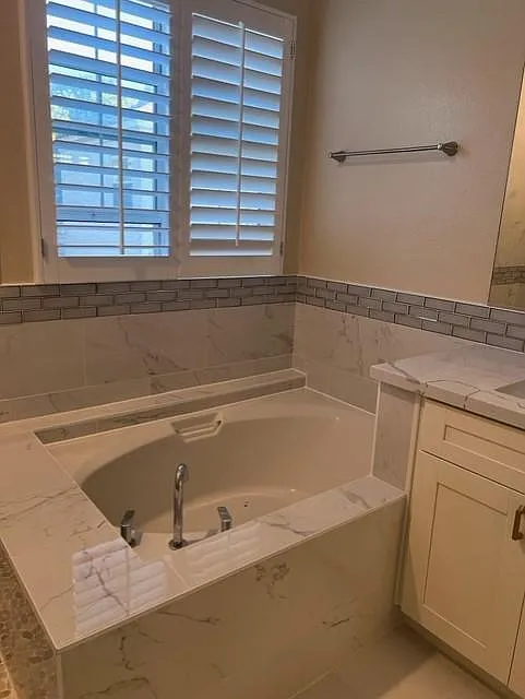 3 bed, 2.5 bath, 1777 sqft, $4,250 — Photo 2