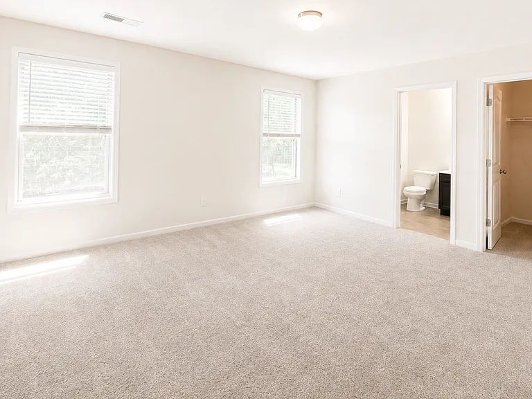 11 Phaeton Ave — Photo 22