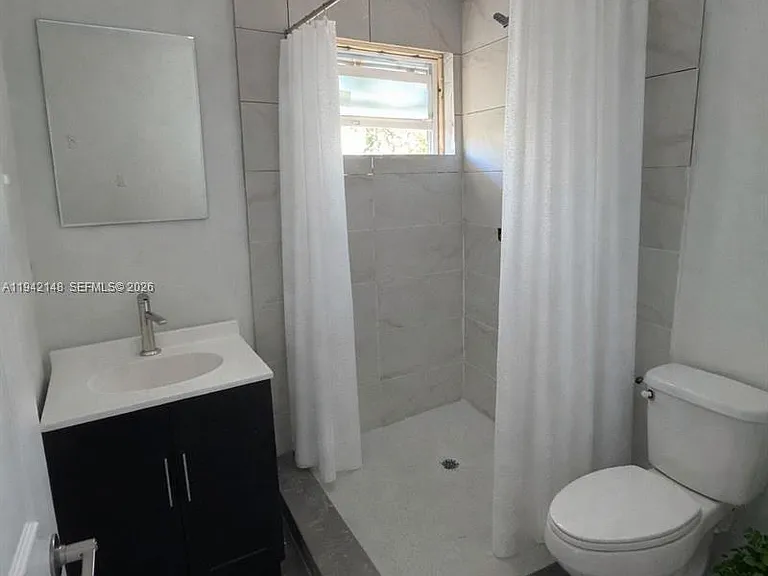 6875 NW 4th Ave #B — Photo 4