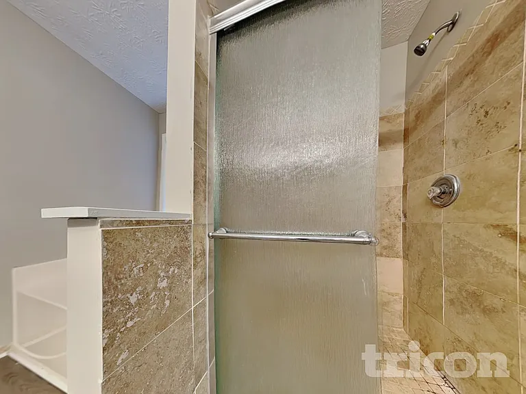 3625 Cobblestone Dr — Photo 9