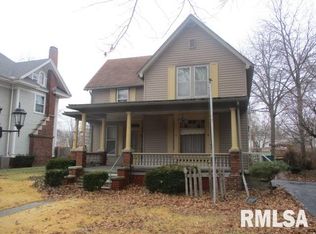 626 S Lafayette St, Macomb, IL 61455