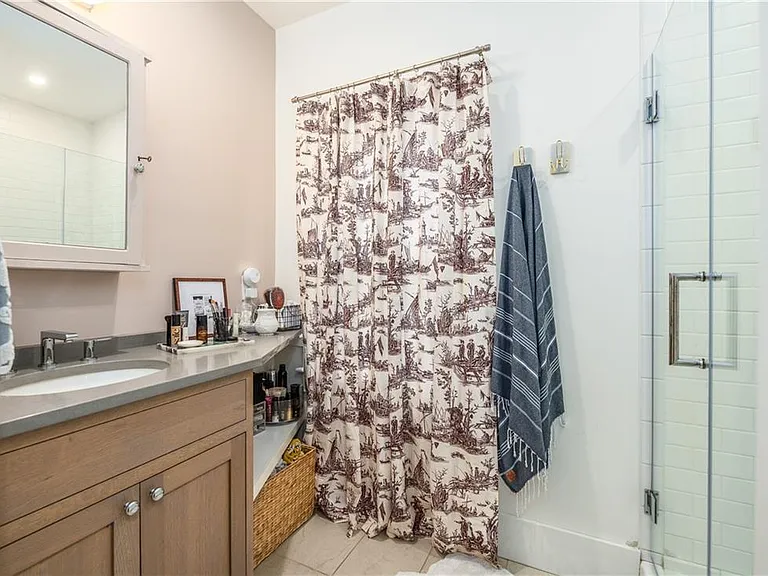 35 Wood St #1 — Photo 21