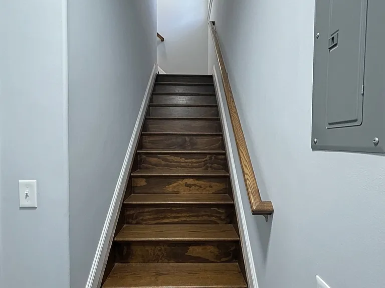 331 Bond St #3 — Photo 5