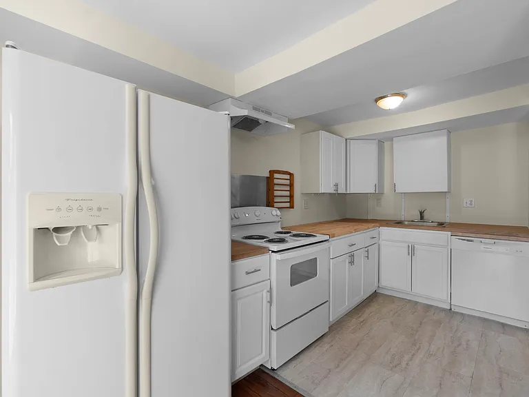 10289 Daystar Ct — Photo 7