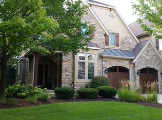 1745 Elyse Ln, Naperville, IL 60565