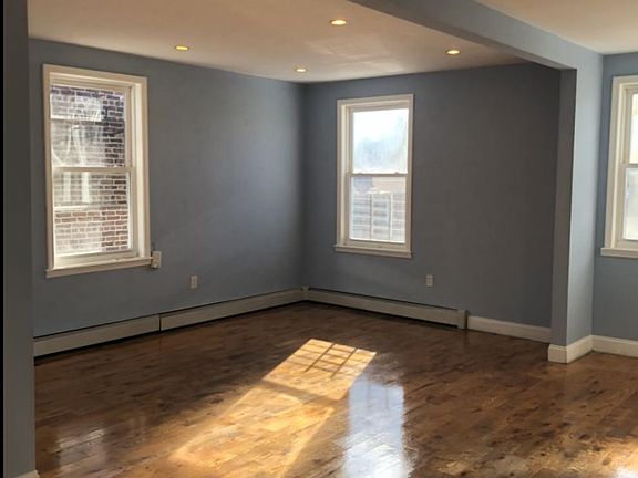 3rd image of 766 E 220th St #2