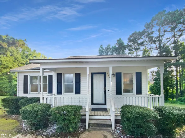 448 Chinaberry Ln, Angier, NC 27501