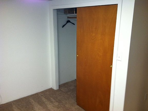 4th image of 3 Laura Dr