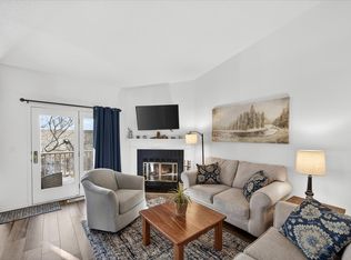 7555 W 110th St, Bloomington, MN 55438