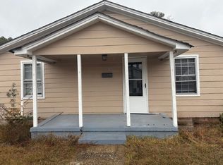 4085 Porter St, Hope Mills, NC 28348