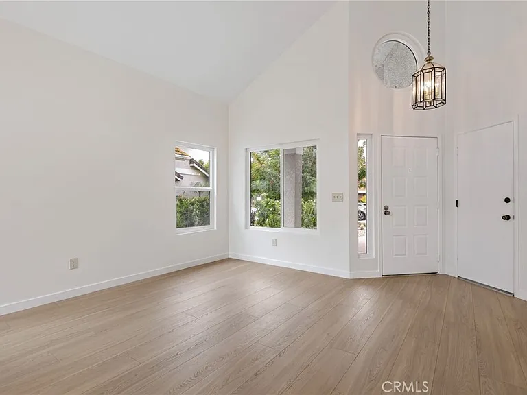 3854 Lost Springs Dr — Photo 11