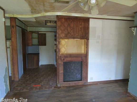 2nd image of 3910 Lena Ln