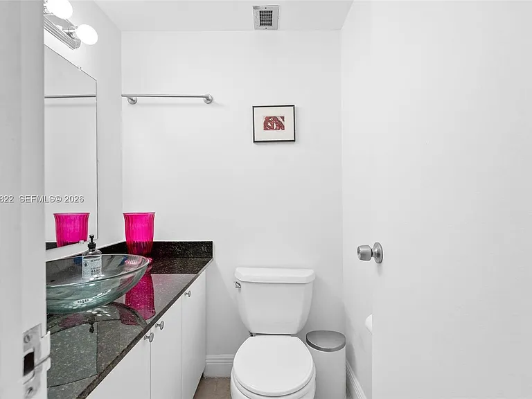 500 Bayview Dr #325 — Photo 29